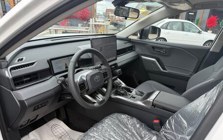 Toyota RAV4, 2026 год, 4 200 000 рублей, 11 фотография