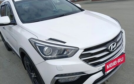 Hyundai Santa Fe III рестайлинг, 2017 год, 2 350 000 рублей, 18 фотография