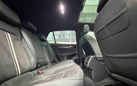 Volkswagen Golf VIII, 2022 год, 1 431 000 рублей, 13 фотография