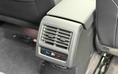 Volkswagen Golf VIII, 2022 год, 1 431 000 рублей, 14 фотография