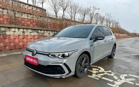 Volkswagen Golf VIII, 2022 год, 1 376 000 рублей, 1 фотография