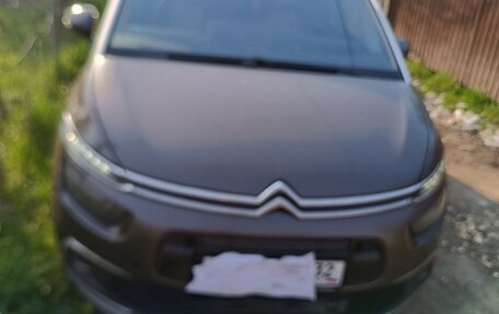 Citroen C4 Picasso II рестайлинг, 2016 год, 1 300 000 рублей, 2 фотография