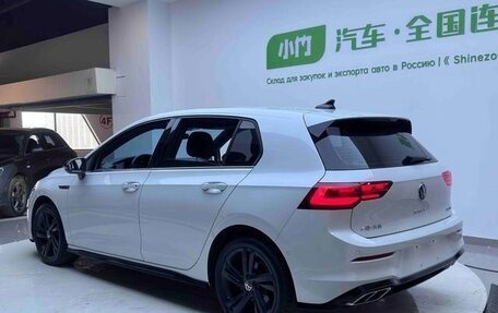 Volkswagen Golf VIII, 2022 год, 1 388 000 рублей, 6 фотография