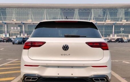 Volkswagen Golf VIII, 2022 год, 1 380 000 рублей, 5 фотография