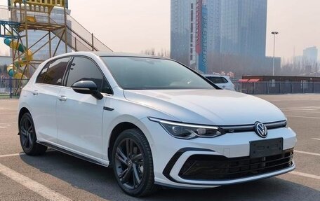 Volkswagen Golf VIII, 2022 год, 1 380 000 рублей, 3 фотография