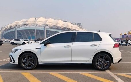 Volkswagen Golf VIII, 2022 год, 1 380 000 рублей, 7 фотография