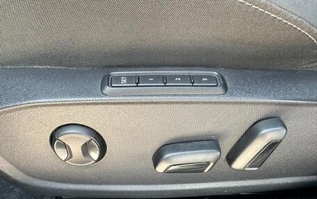 Volkswagen Golf VIII, 2022 год, 1 376 000 рублей, 14 фотография