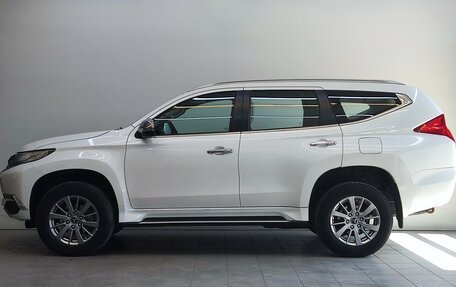Mitsubishi Pajero Sport III рестайлинг, 2019 год, 2 800 000 рублей, 8 фотография