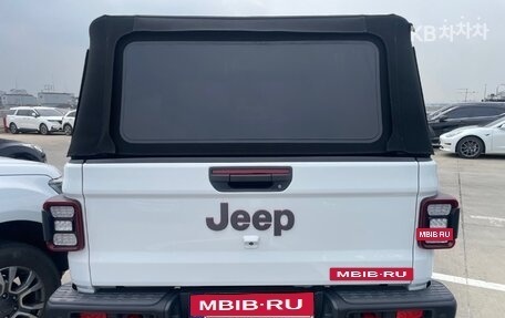 Jeep Gladiator, 2024 год, 5 760 010 рублей, 4 фотография