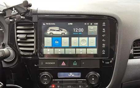 Mitsubishi Outlander III рестайлинг 3, 2022 год, 1 850 555 рублей, 4 фотография