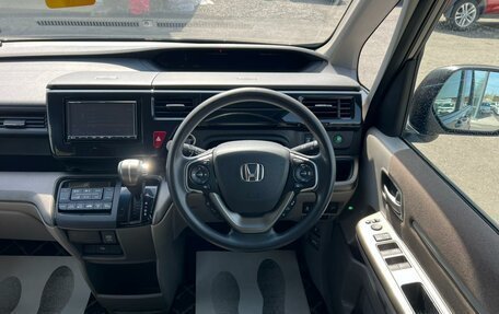 Honda Stepwgn IV, 2018 год, 1 999 999 рублей, 22 фотография