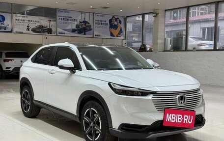 Honda Vezel, 2023 год, 2 180 000 рублей, 3 фотография