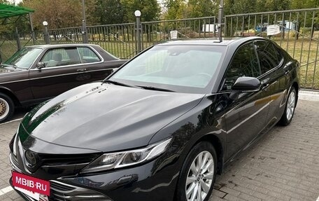 Toyota Camry, 2020 год, 2 850 000 рублей, 8 фотография