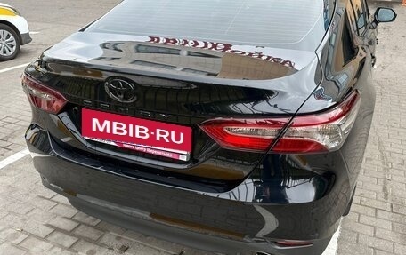 Toyota Camry, 2020 год, 2 850 000 рублей, 7 фотография