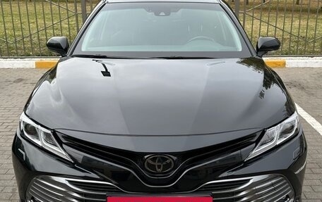 Toyota Camry, 2020 год, 2 850 000 рублей, 9 фотография