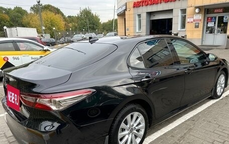 Toyota Camry, 2020 год, 2 850 000 рублей, 6 фотография
