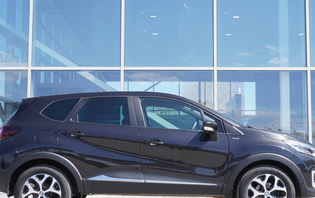 Renault Kaptur I рестайлинг, 2019 год, 1 745 000 рублей, 4 фотография
