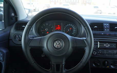 Volkswagen Polo VI (EU Market), 2013 год, 695 000 рублей, 13 фотография