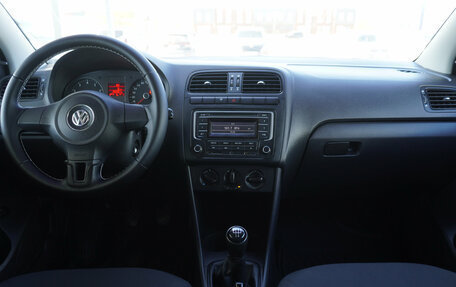 Volkswagen Polo VI (EU Market), 2013 год, 695 000 рублей, 12 фотография