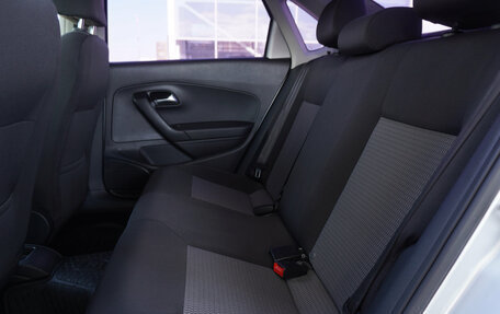 Volkswagen Polo VI (EU Market), 2013 год, 695 000 рублей, 20 фотография