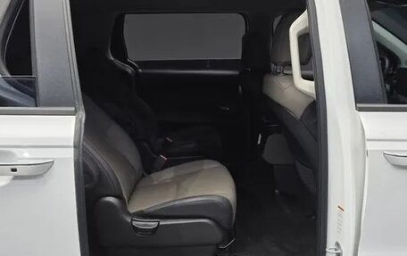 KIA Carnival, 2025 год, 4 581 000 рублей, 8 фотография