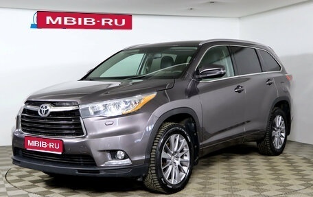 Toyota Highlander III, 2014 год, 2 429 990 рублей, 1 фотография