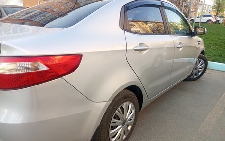KIA Rio III рестайлинг, 2014 год, 675 000 рублей, 10 фотография