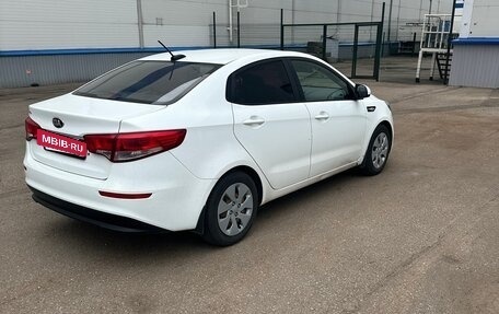 KIA Rio III рестайлинг, 2017 год, 600 000 рублей, 4 фотография