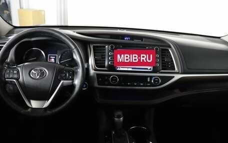 Toyota Highlander III, 2014 год, 2 429 990 рублей, 13 фотография