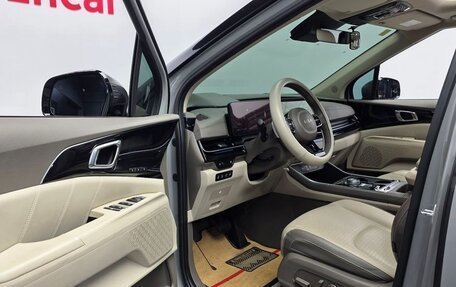 KIA Carnival, 2024 год, 4 980 000 рублей, 10 фотография
