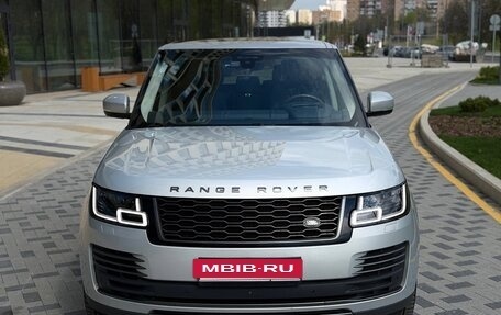 Land Rover Range Rover IV рестайлинг, 2019 год, 7 550 000 рублей, 2 фотография