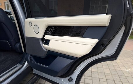 Land Rover Range Rover IV рестайлинг, 2019 год, 7 550 000 рублей, 24 фотография