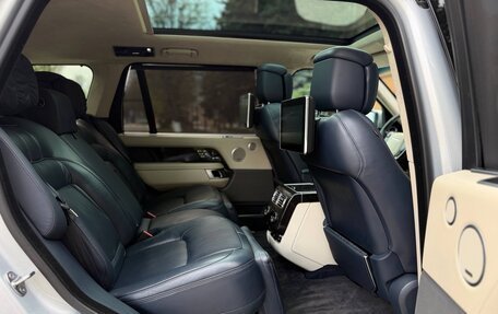 Land Rover Range Rover IV рестайлинг, 2019 год, 7 550 000 рублей, 26 фотография