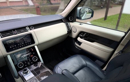 Land Rover Range Rover IV рестайлинг, 2019 год, 7 550 000 рублей, 34 фотография