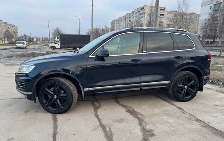 Volkswagen Touareg III, 2017 год, 3 650 000 рублей, 2 фотография