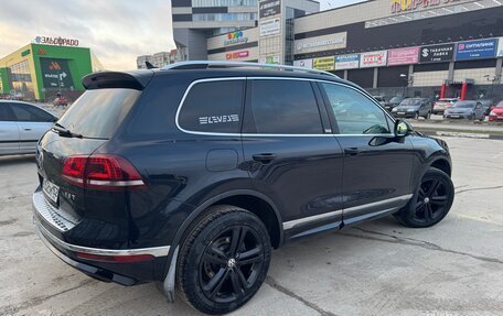 Volkswagen Touareg III, 2017 год, 3 650 000 рублей, 4 фотография