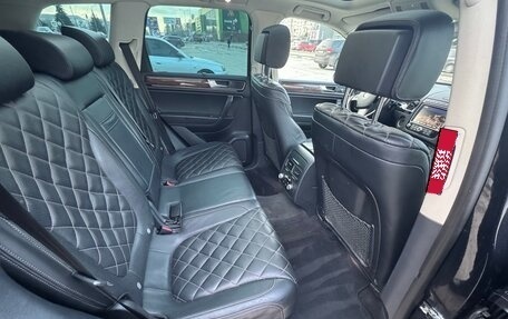 Volkswagen Touareg III, 2017 год, 3 650 000 рублей, 11 фотография