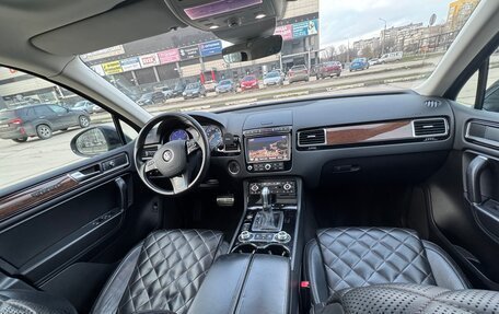 Volkswagen Touareg III, 2017 год, 3 650 000 рублей, 14 фотография