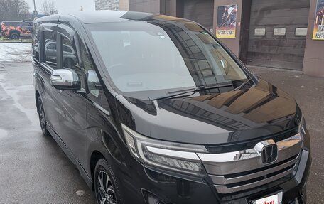 Honda Stepwgn IV, 2017 год, 2 300 000 рублей, 10 фотография