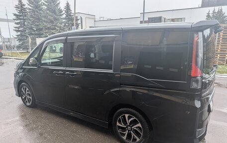 Honda Stepwgn IV, 2017 год, 2 300 000 рублей, 12 фотография