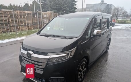 Honda Stepwgn IV, 2017 год, 2 300 000 рублей, 19 фотография
