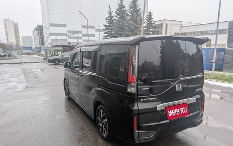 Honda Stepwgn IV, 2017 год, 2 300 000 рублей, 30 фотография