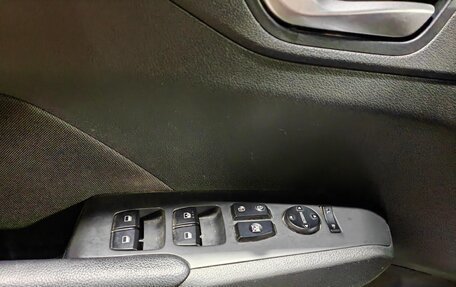 Hyundai Solaris II рестайлинг, 2021 год, 1 599 000 рублей, 8 фотография
