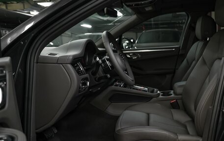 Porsche Macan I рестайлинг, 2025 год, 11 200 000 рублей, 25 фотография