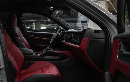 Porsche Cayenne III, 2025 год, 18 000 000 рублей, 12 фотография