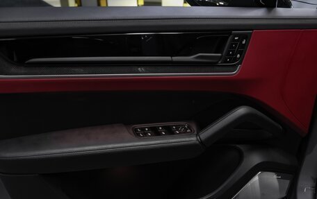 Porsche Cayenne III, 2025 год, 18 000 000 рублей, 31 фотография