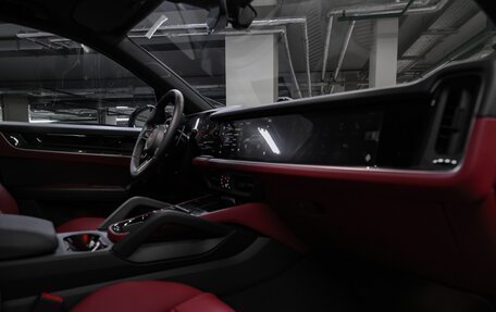 Porsche Cayenne III, 2025 год, 18 000 000 рублей, 34 фотография