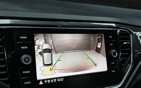 Volkswagen T-Roc I, 2022 год, 2 100 000 рублей, 20 фотография