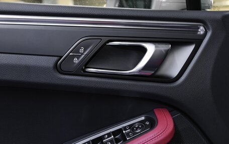 Porsche Macan I рестайлинг, 2025 год, 11 200 000 рублей, 20 фотография