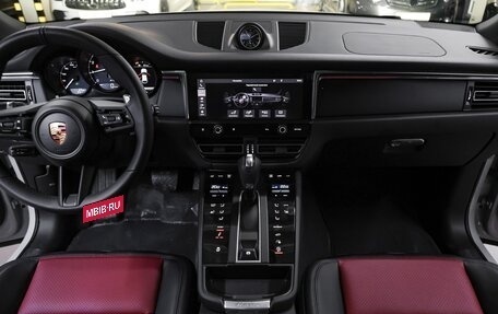Porsche Macan I рестайлинг, 2025 год, 11 200 000 рублей, 33 фотография